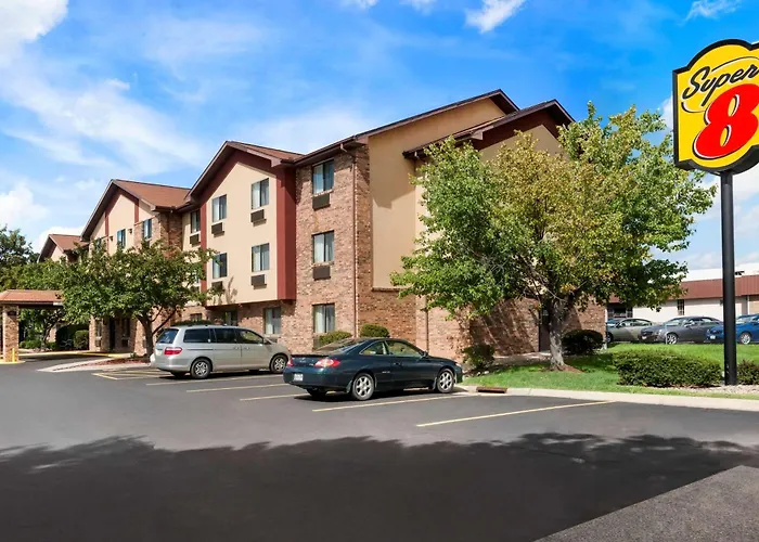 Super 8 By Wyndham East Peoria
