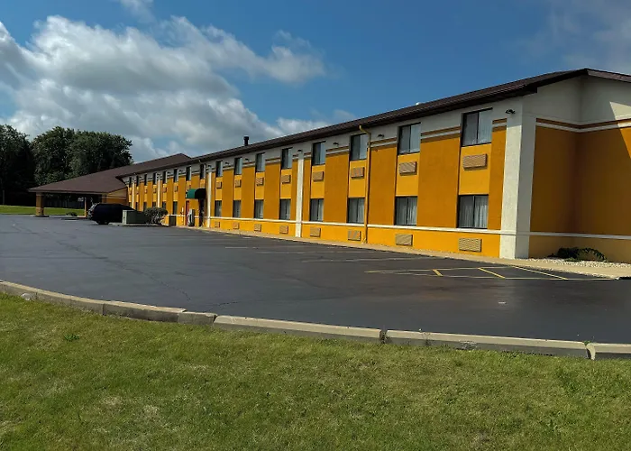 Quality Inn Sycamore - Dekalb