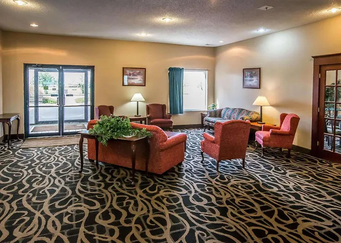 Quality Inn & Suites Mendota Near I-39