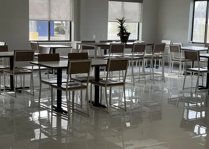Sleep Inn & Suites Peoria North
