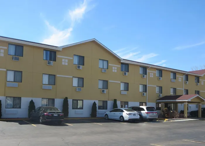 Super 8 By Wyndham Mundelein/Libertyville Area