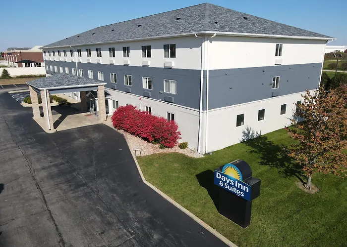 Days Inn & Suites By Wyndham Romeoville