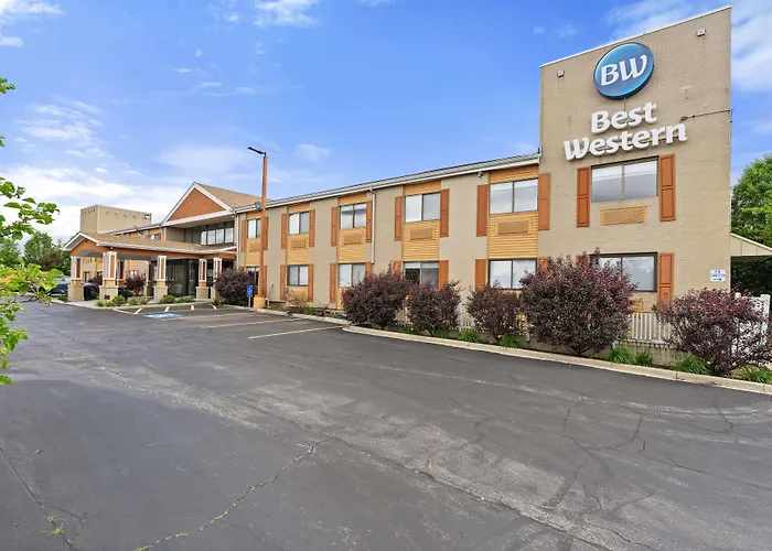 Best Western Plus Oakbrook Inn