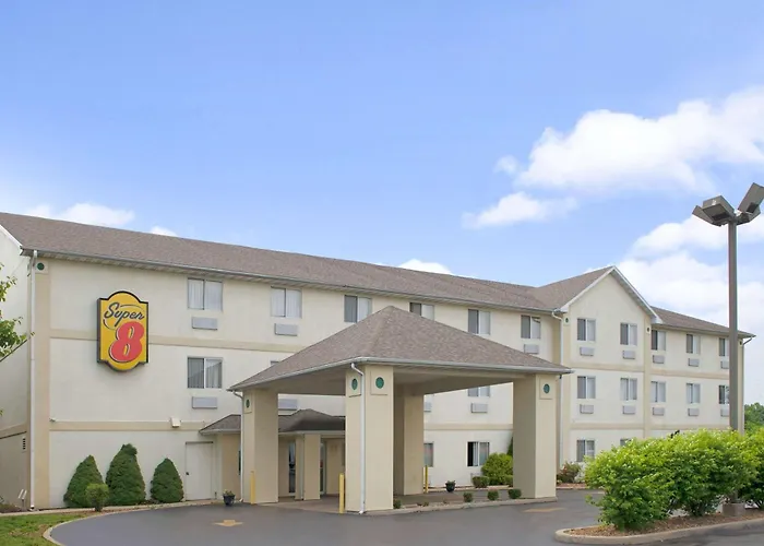 Super 8 By Wyndham Pontoon Beach Il/St. Louis Mo Area