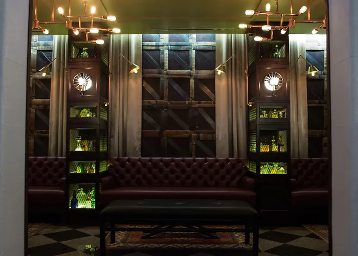 Acme Hotel Chicago, Outset Collection By Hilton