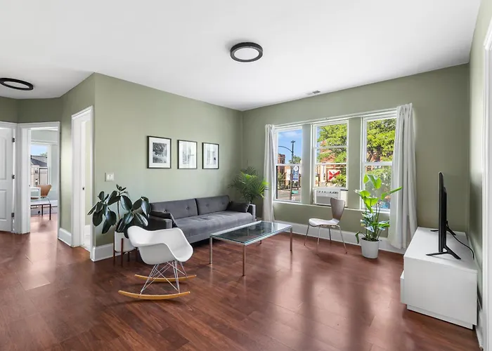 3835 W North #2