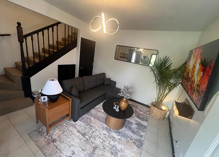 Cute And Cozy 1Bd Condo Apartment Townhouse