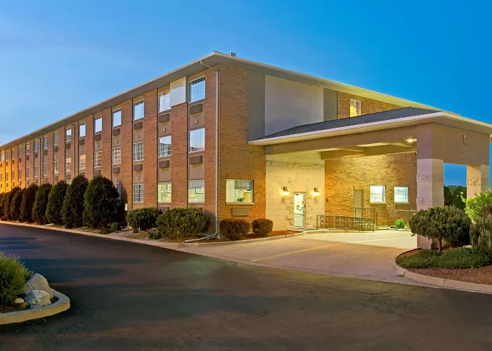 Super 8 By Wyndham Gurnee