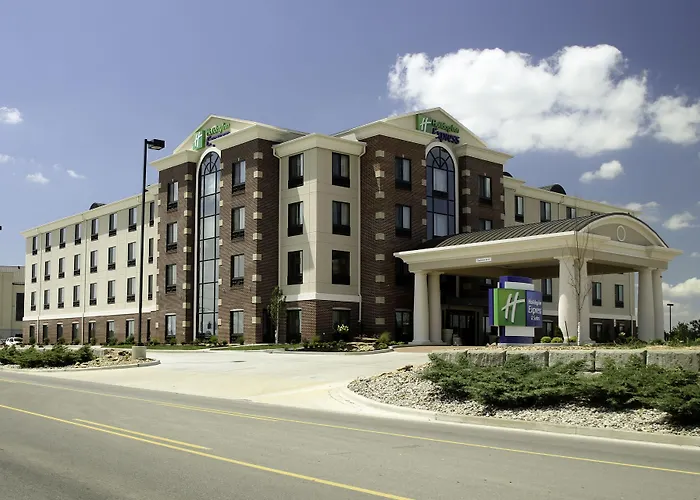 Holiday Inn Express & Suites Marion Northeast By Ihg