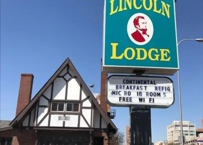 The Lincoln Lodge Urbana