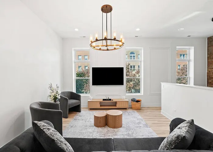 Chic Loft Near United Center, Uic/Imd & Downtown