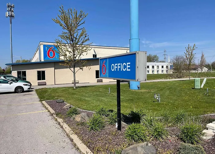 Studio 6 Peoria Il