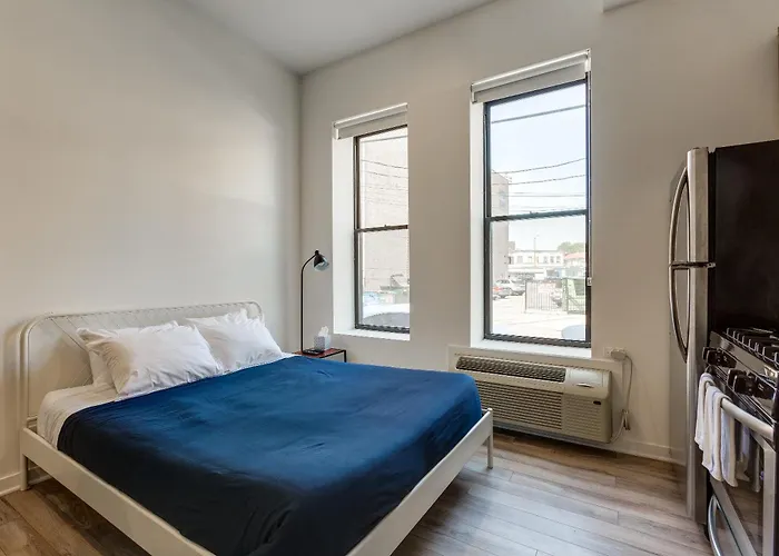 Ground Floor Studios In Chicago By 747 Lofts