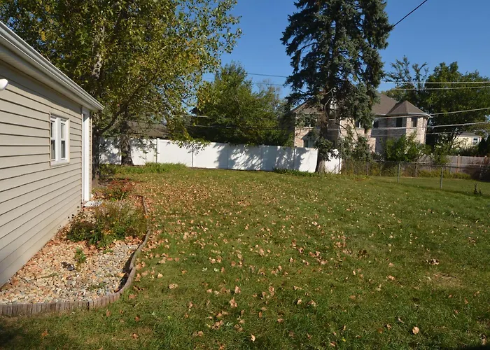 3Bed 1Bath Ranch Home Rental