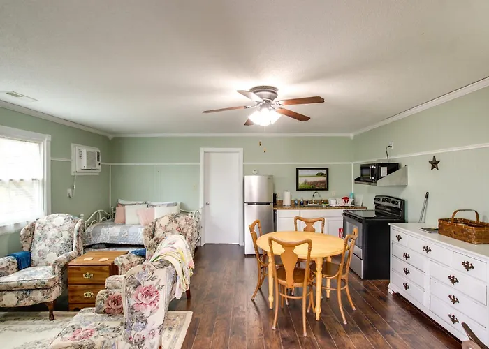 Comfy, Freshly Remodeled Apt Near Nauvoo Temple