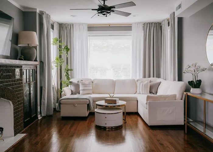 Sleeps7 • 2Br • Coffee Station • Backyard W/ Grill