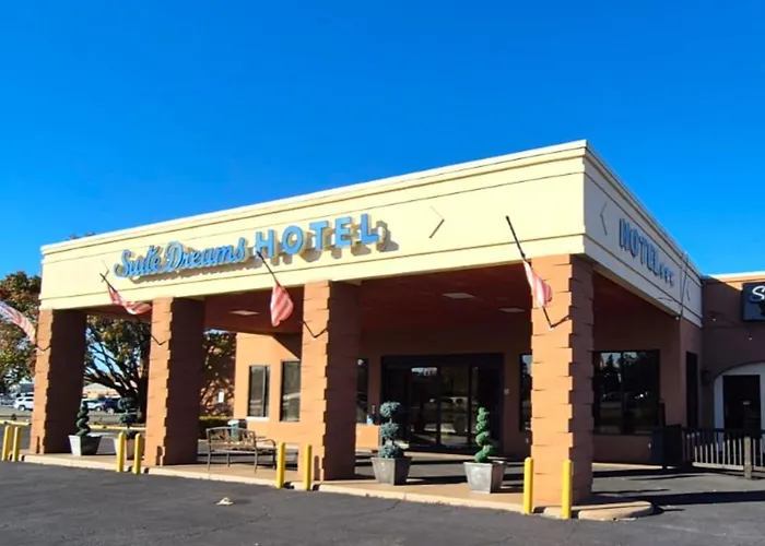 Suite Dreams Hotel