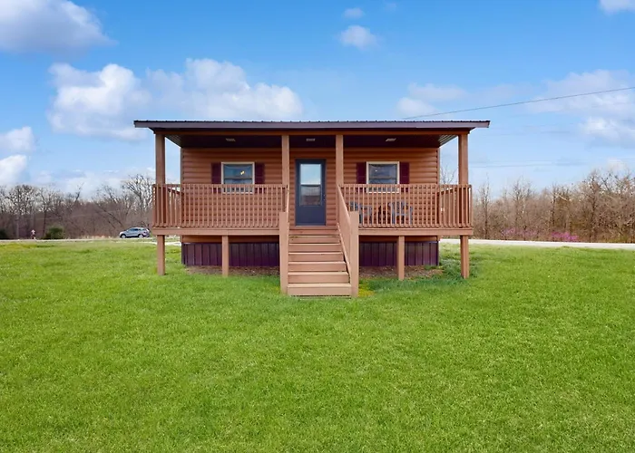 Cabin 2: Lakeside In Murphysboro