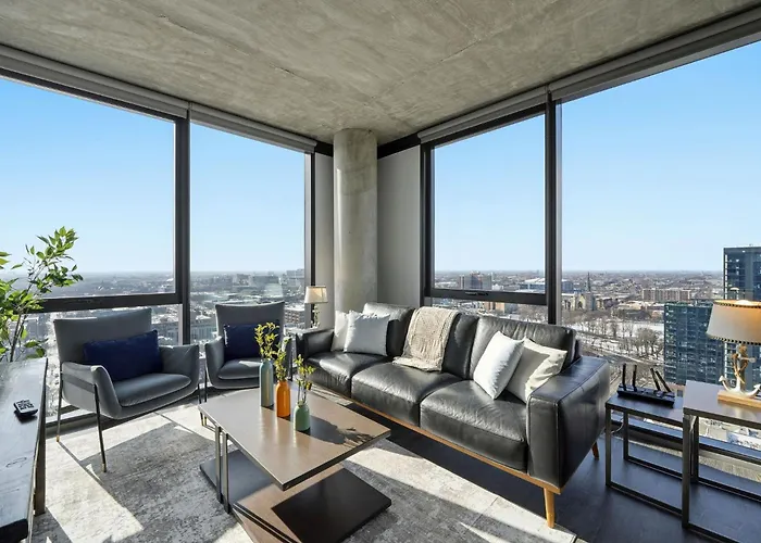 2Br Designer Loft Modern Luxe In City Center