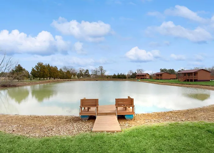 Pet Friendly! Couples Retreat In Southern Illinois