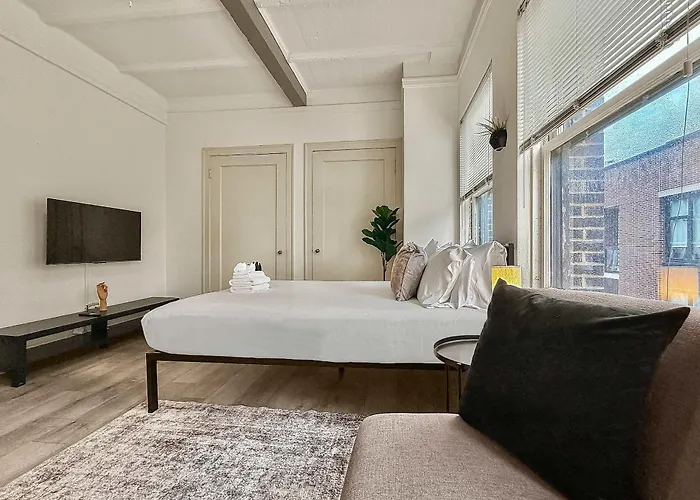 Cozy Gold Coast Studio Stay - Sp 1203