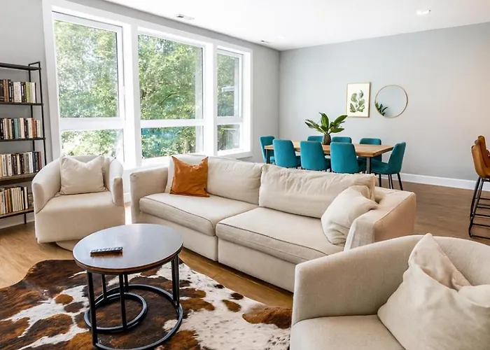 Suite Dreams - Designer Style - Central - Sleeps 7