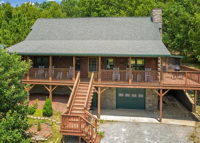 Luxury Log Cabin W Hot Tub Near Carbondale