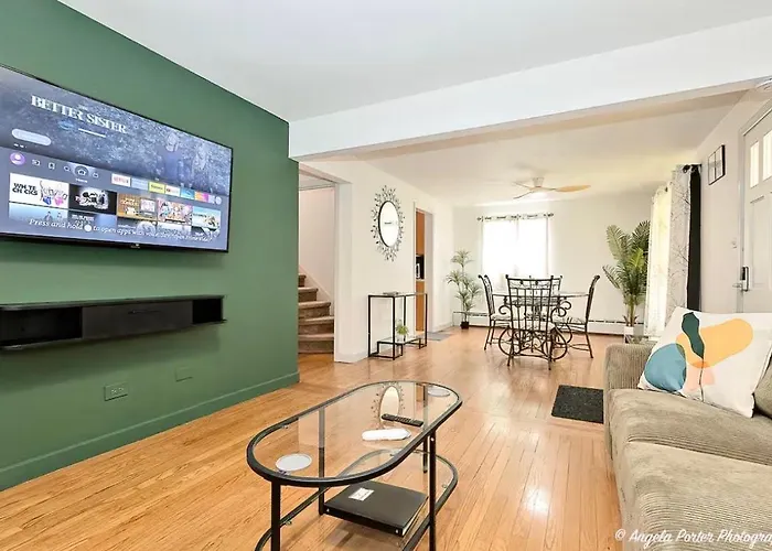 Family Friendly 3 Bedroom 2 Ba Home Near Navy Base