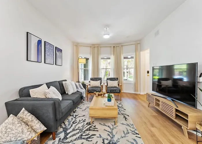 New 10-Min To Downtown