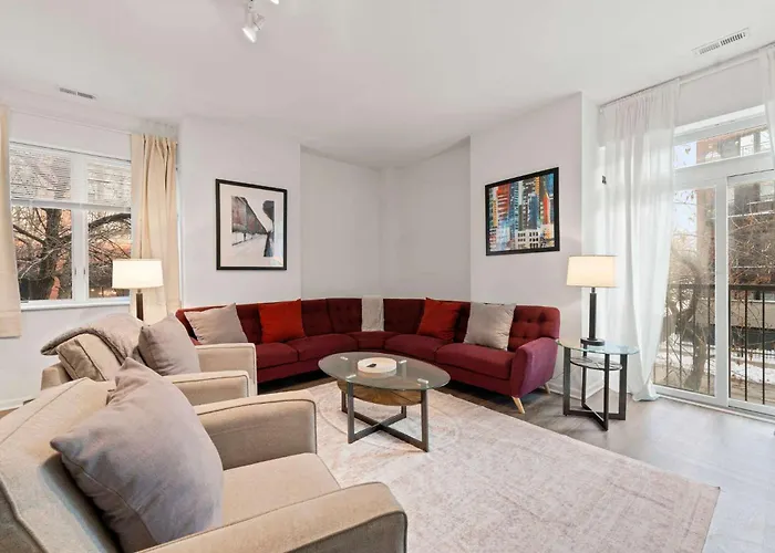 Stylish 3Br Gem In Prime Location