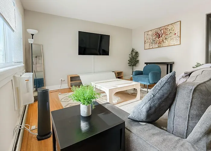 Central 2BR Private Stay Near Airport&Cafés