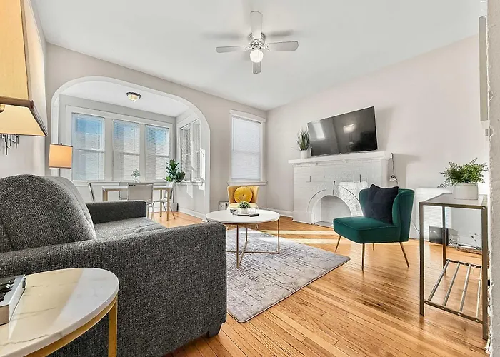 3Br Spacious Apartment In Chicago - Newgard Rep