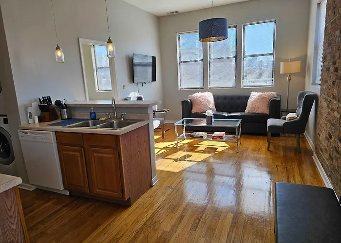 Two Bedroom West Loop