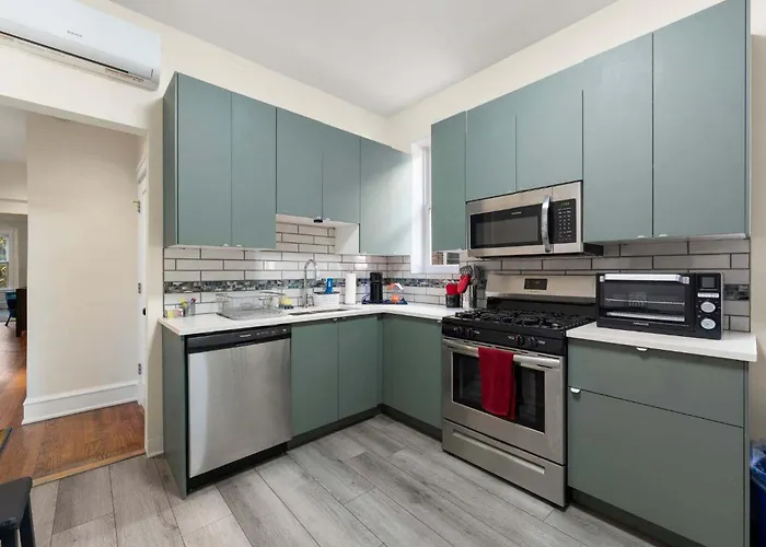 Edgewater Glen 3Bd Cozy Retreat