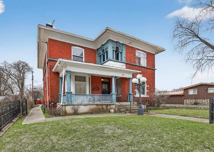 The Lamp Post Manor 5Br Historic Gem In Danville
