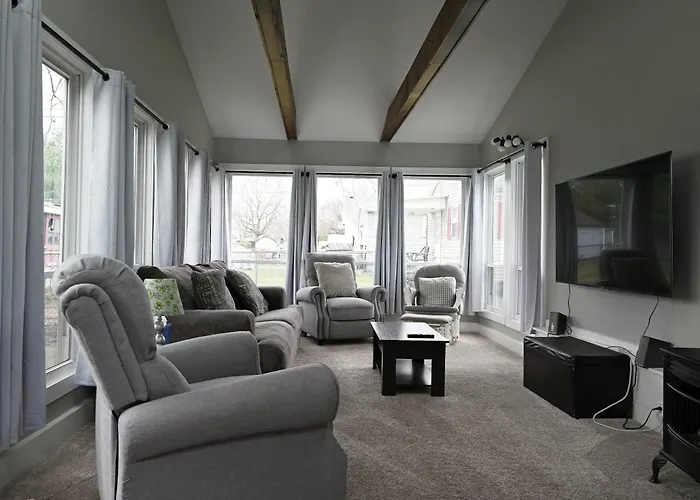 Ottawa Family Nest