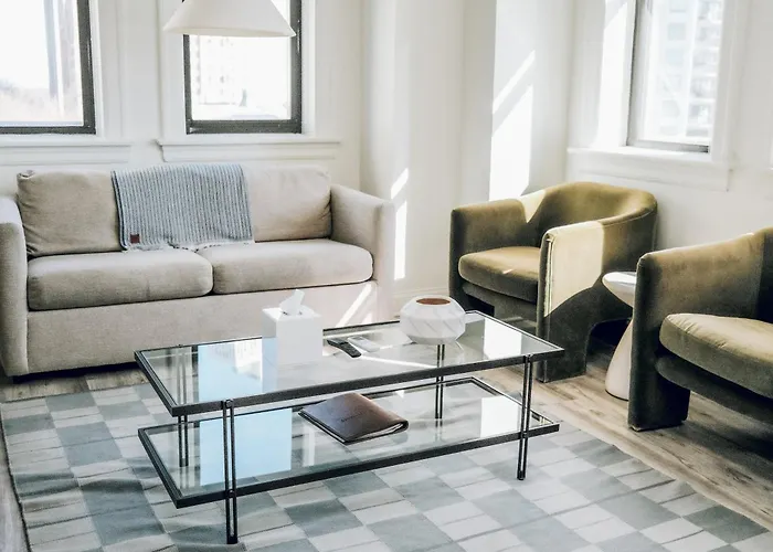 The Neighborhood Hotel - Lincoln Park Lp