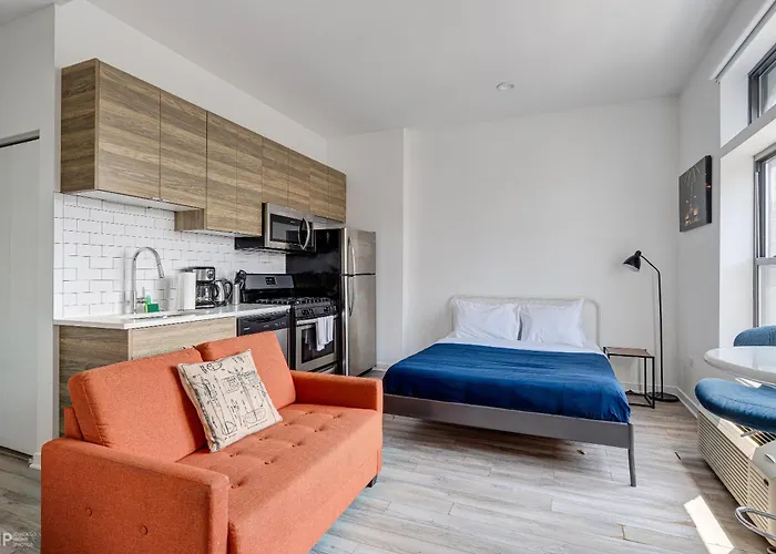 747 Lofts By Redawning - River West, Third Floor Chicago