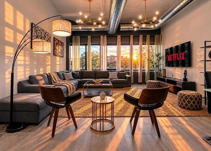 Group-Friendly 6Br Luxury Suite In Prime South Loop Location With Optional Parking And Gym Access Near Mccormick Place, Soldier Field And Grant Park