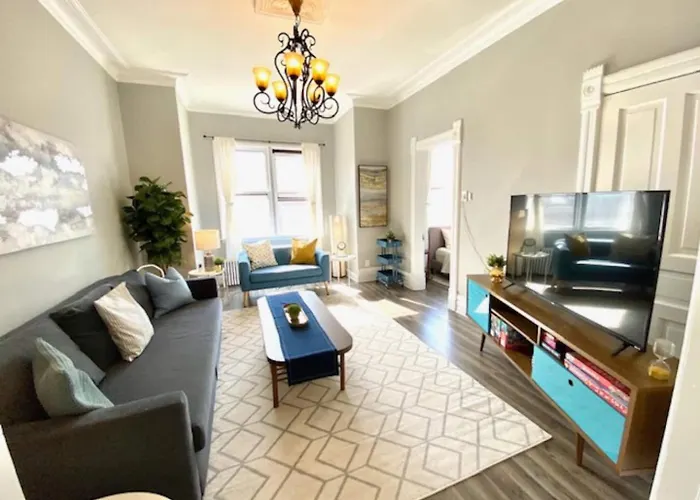 Walk To Wrigley 3Br1Ba Sleeps 8 Free Parking