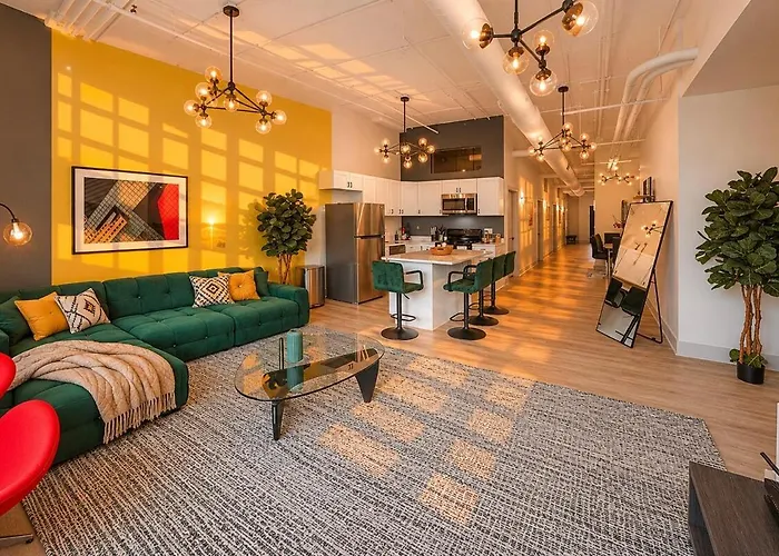 Spacious 5Br Luxury Suite Perfect For Groups With Gym Access And Optional Parking Near Mccormick Place, Grant Park And Soldier Field