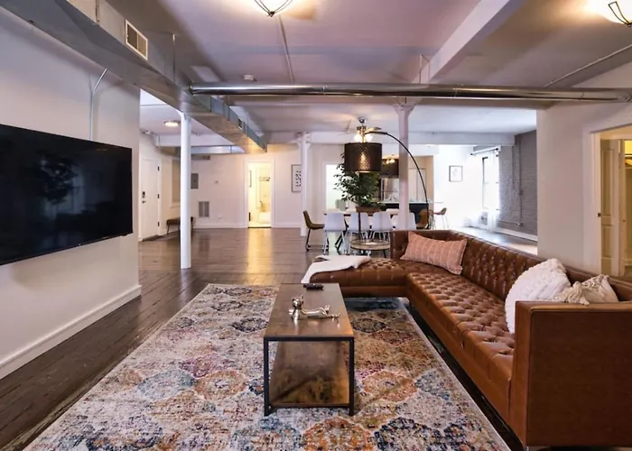Mccormick 4Br Huge Unit W/ Pool Table | Sleeps 10