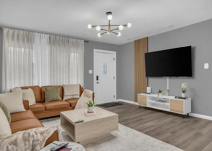 Modern 3Br Home Quiet Area Family Friendly