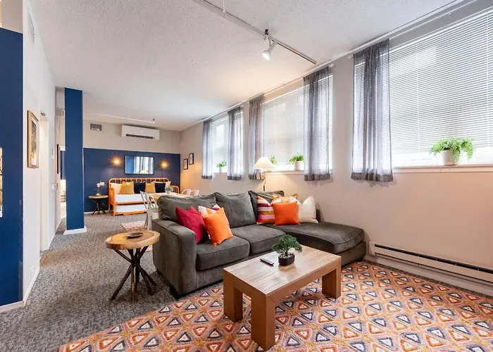 Downtown Penthouse, Vintage 2Bd Gym #1
