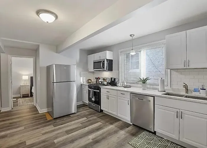 Modern 4Bd 2Ba Family Home