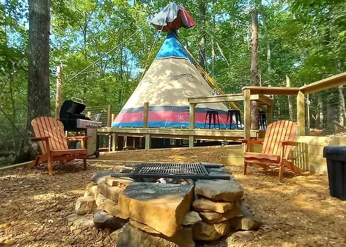 Shawnee Dreams Tipi
