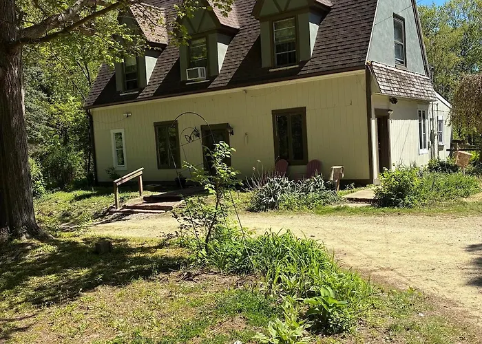 8 Acres Of Privacy Your Group Escape