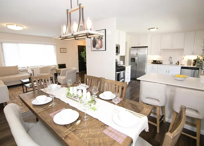 Great America Getaway Sleeps 12 Near Navy Base