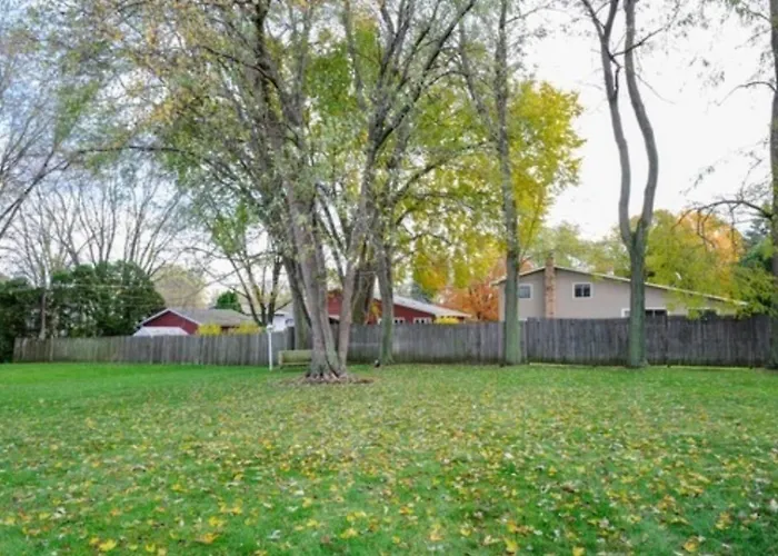 Great America Getaway Sleeps 12 Near Navy Base