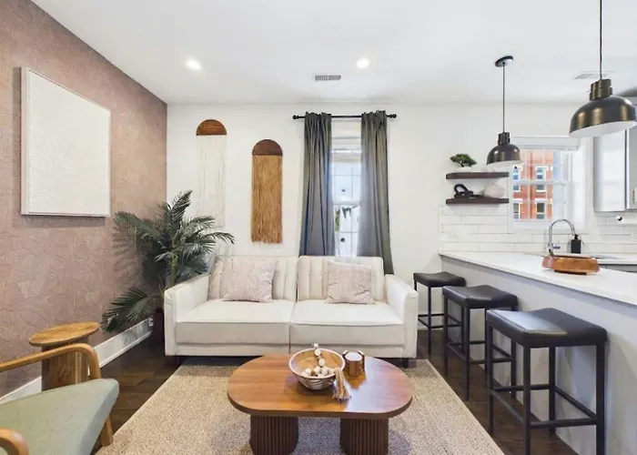 Peaceful Boho Retreat Free Private Parking
